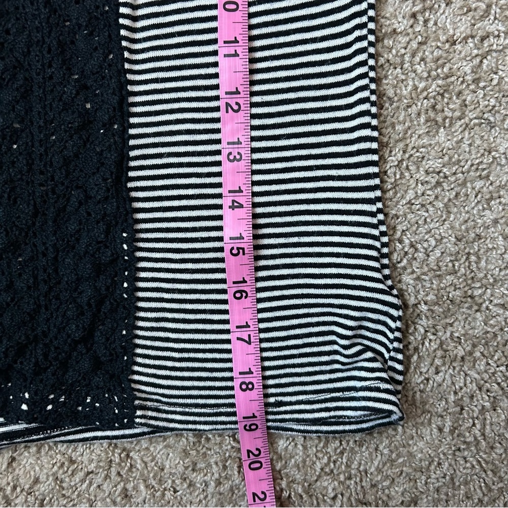 W Black & White Free People Striped Off Shoulder Lace Top Size L |A22 - Picture 9 of 9